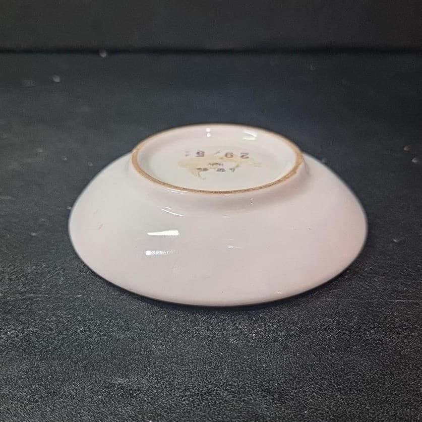 Asian Themed Hand Painted Ashtray, 3 Slot Ceramic Ash Tray, Smoking Accessories - Thumbnail 8