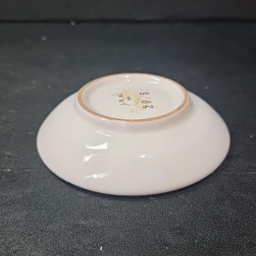 Asian Themed Hand Painted Ashtray, 3 Slot Ceramic Ash Tray, Smoking Accessories - Thumbnail 9