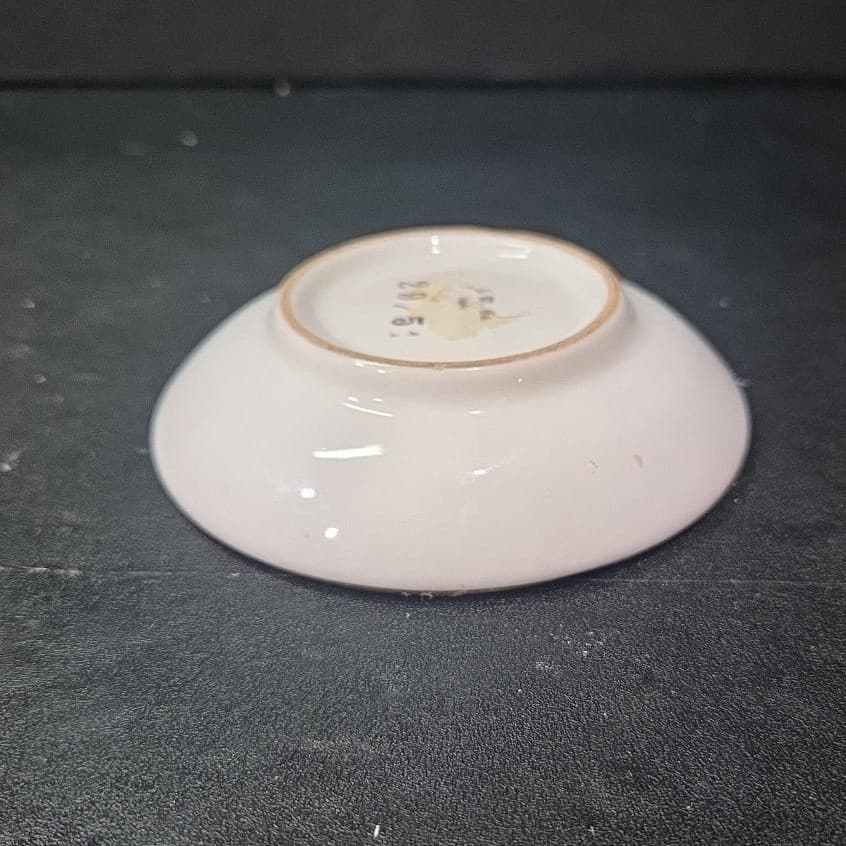 Asian Themed Hand Painted Ashtray, 3 Slot Ceramic Ash Tray, Smoking Accessories - Thumbnail 7