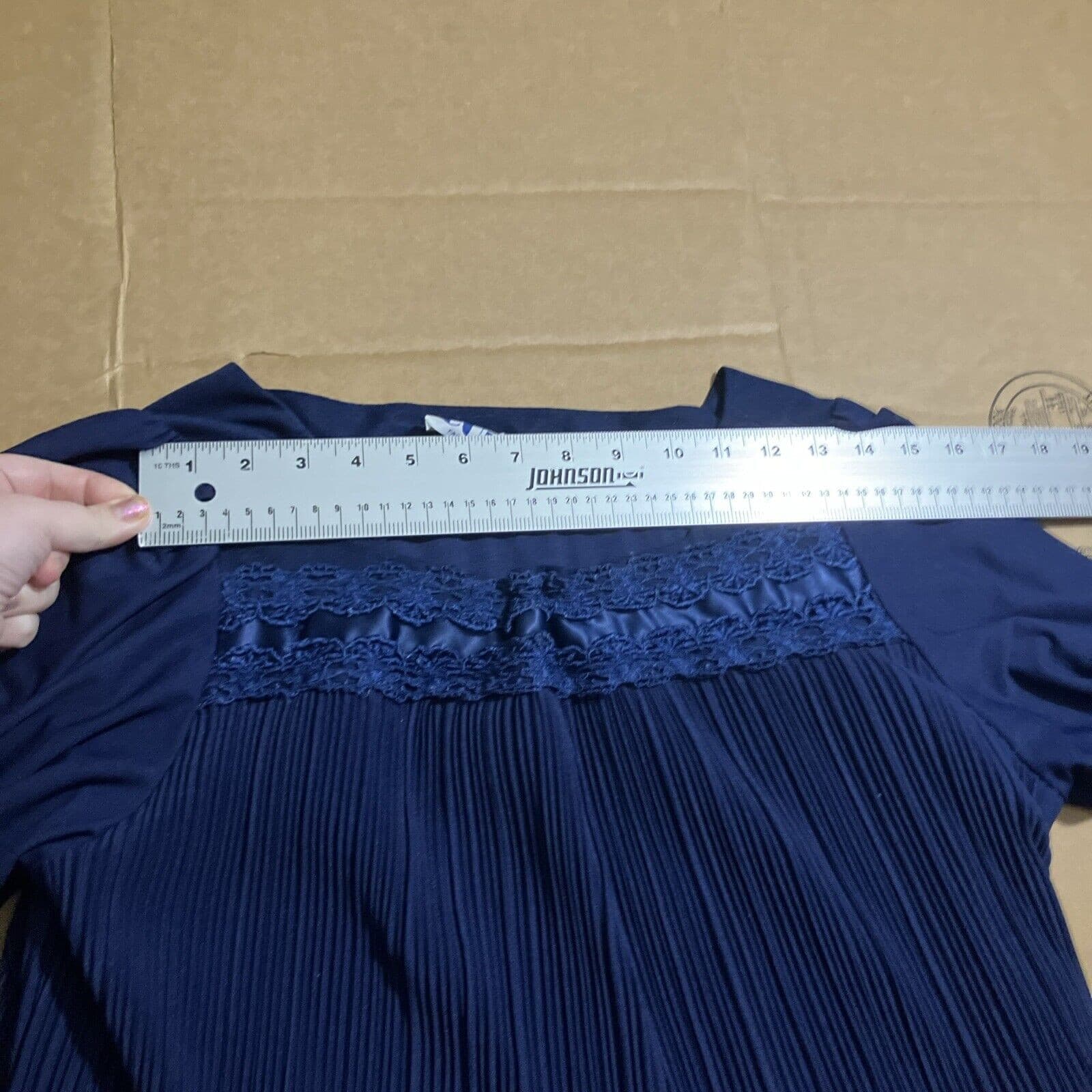 Cue Fashions Navy Blue Lace Dress 16.5, Long Sleeves, Pleated Scalloped Hem - Thumbnail 7