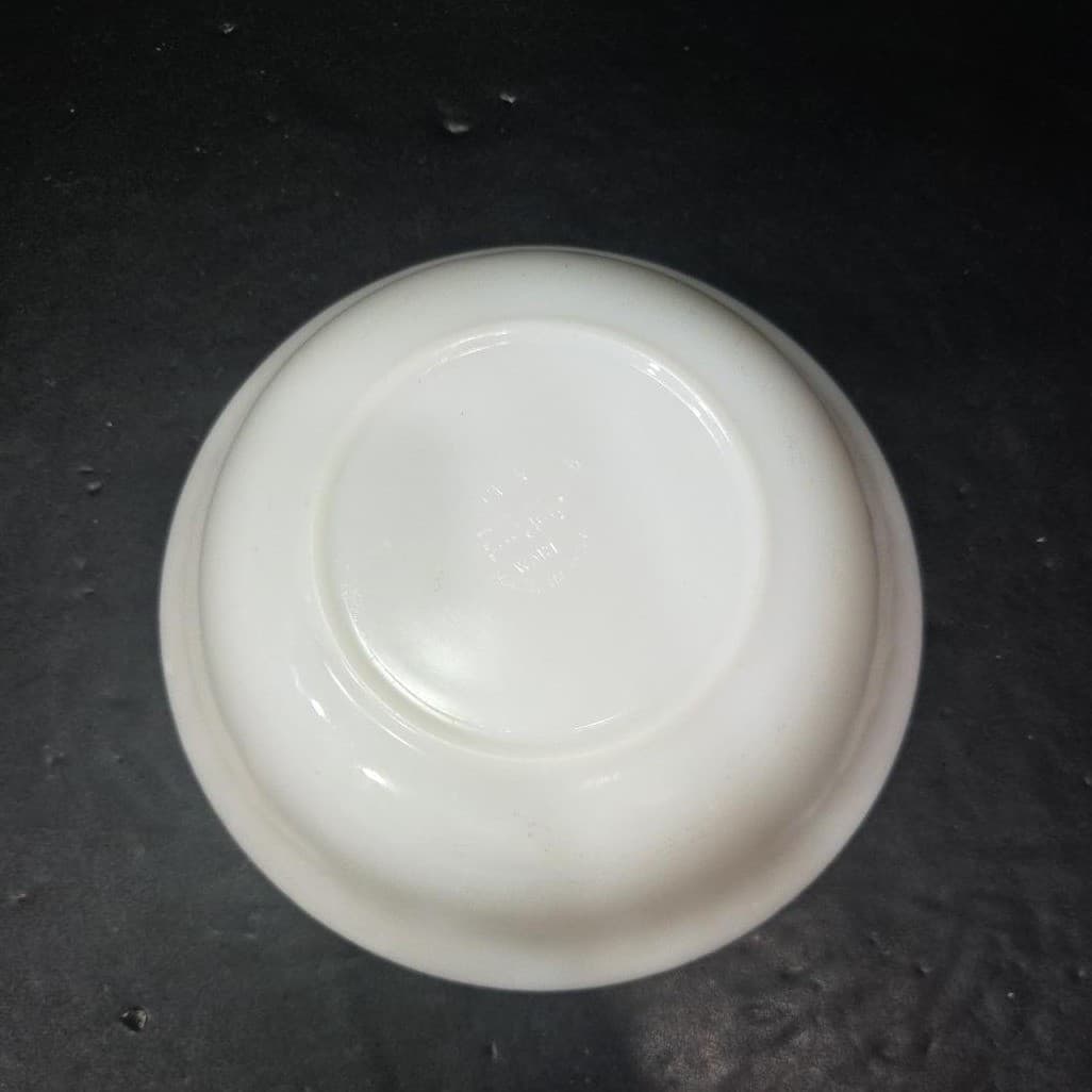 Anchor Hocking Fire King Golden Anniversary Bowl, White Swirl Serving Dish - Thumbnail 4