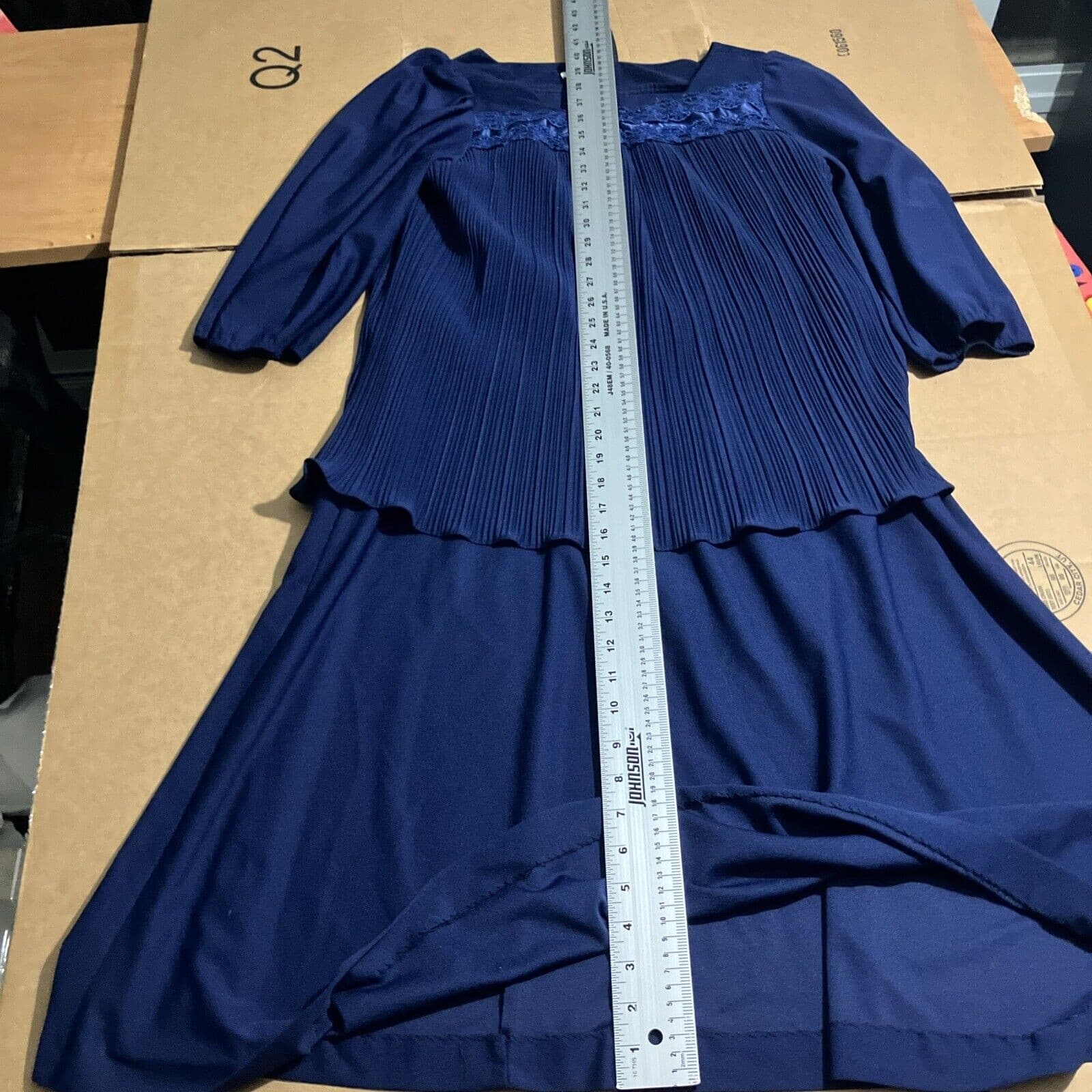 Cue Fashions Navy Blue Lace Dress 16.5, Long Sleeves, Pleated Scalloped Hem - Thumbnail 4