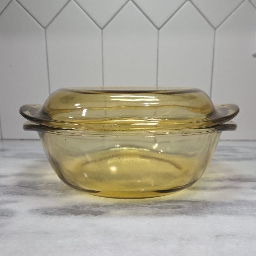 Dynaware Pyr-O-Rey Amber Yellow Casserole Dish, Vintage Mexican Lidded Bakeware - Thumbnail 2