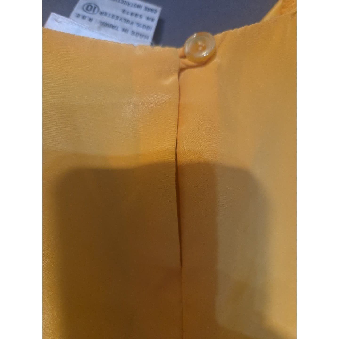 Petite Sophisticate Vintage Yellow Satin Short Sleeve Blouse, Woman's Size 10P - Thumbnail 7