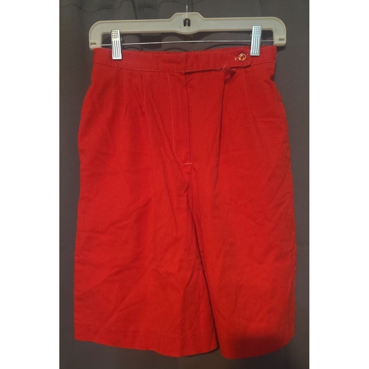 Norton McNaughton Vintage Red High Waisted Pleated Shorts, Women's Size 10 - Thumbnail 3