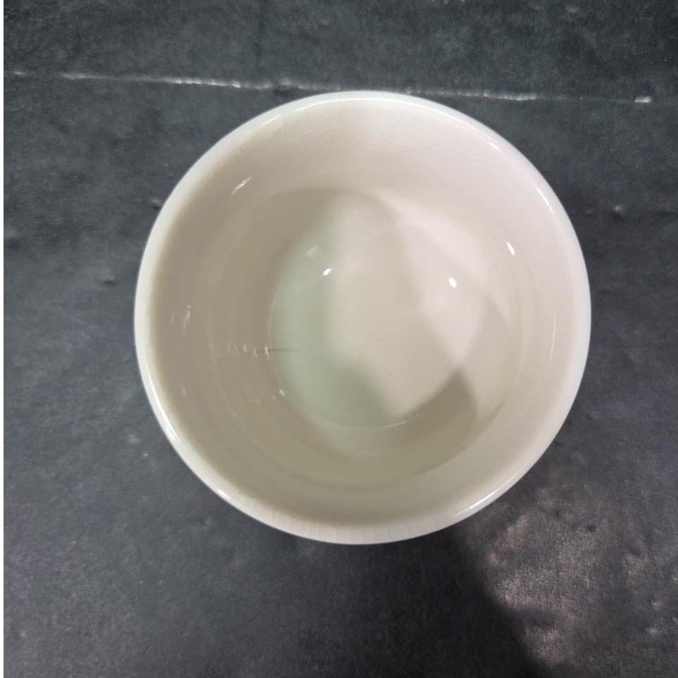 Japanese Floral Design Sake Tea Cup, Vintage Replacement Porcelain Ochoko - Thumbnail 7