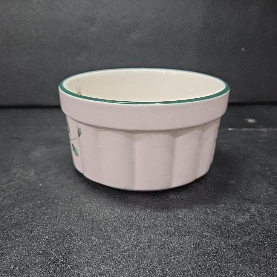 Pfaltzgraff Winterberry Small Casserole Dish, Individual Stoneware Serving Bowl - Thumbnail 3