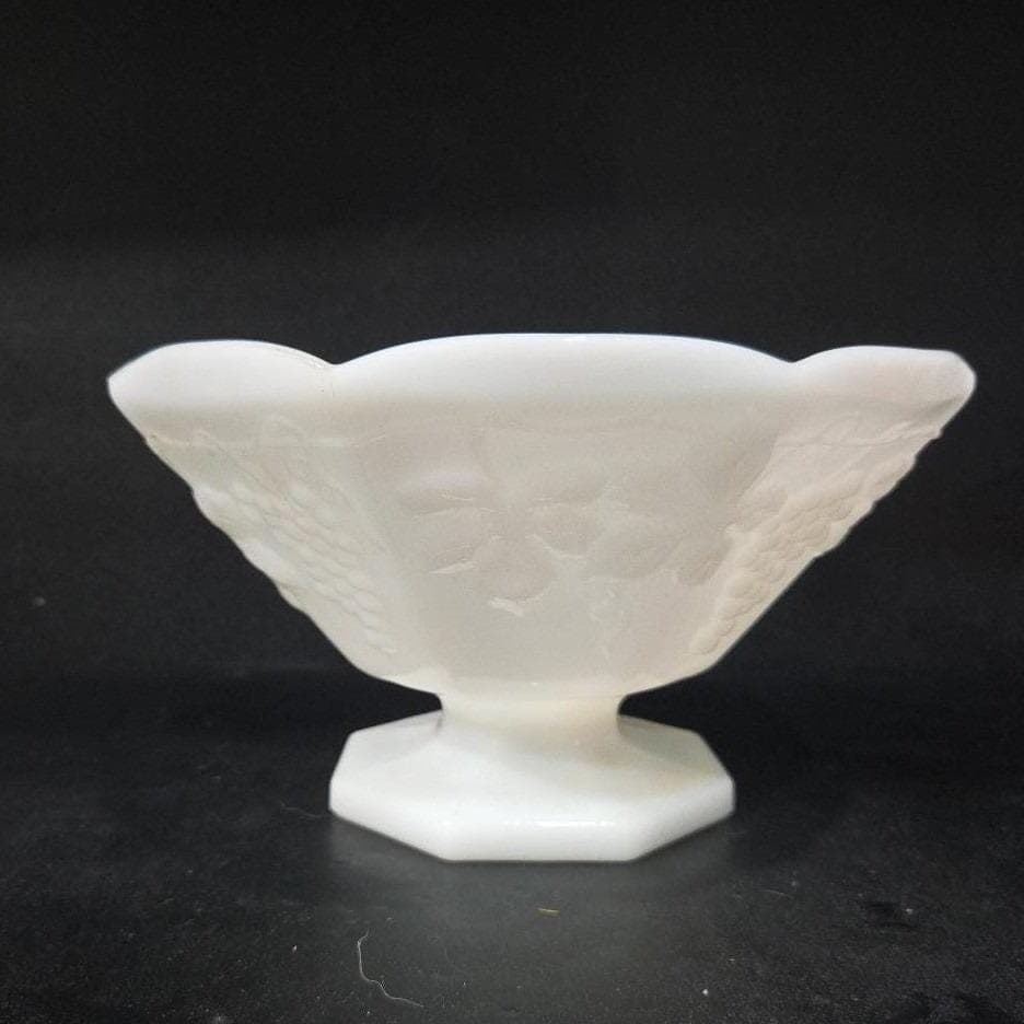 Anchor Hocking White Milk Glass Pedestal Bowl, Harvest Grape Compote, Home Decor - Thumbnail 8