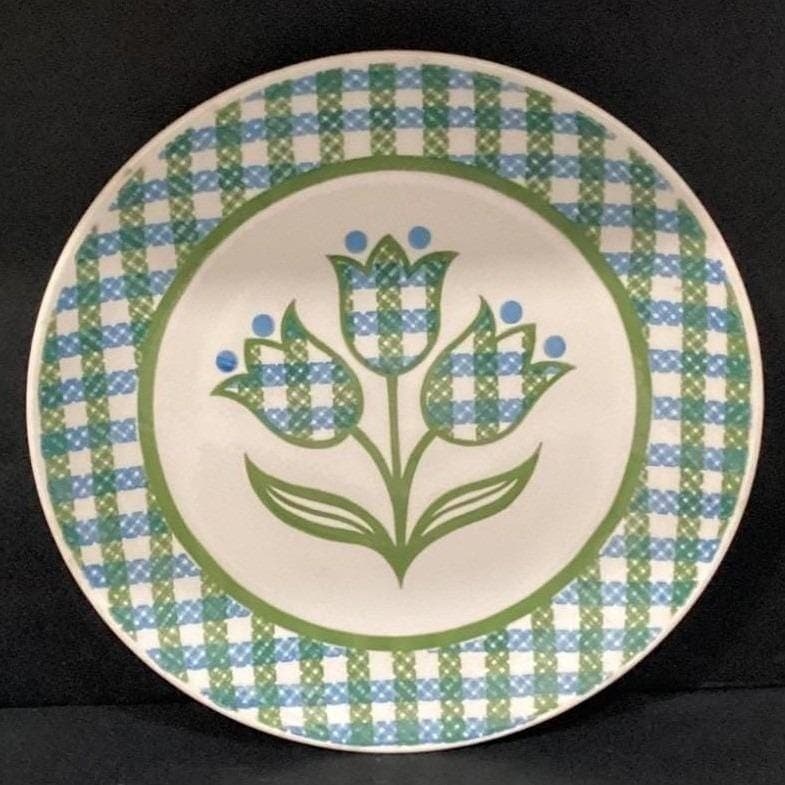 Royal USA Gingham Garden Tulip Platter, 11" Chop Plate, Vintage American Pottery - Thumbnail 4