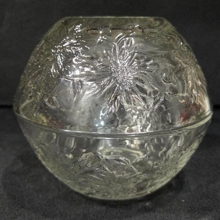 Princess House Fantasia Cereal Bowls, Set of 2, Etched Crystal Poinsettia Design - Thumbnail 8