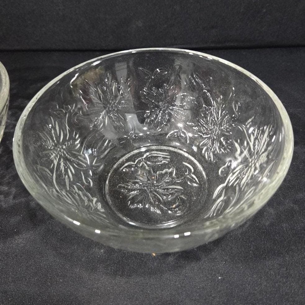 Princess House Fantasia Cereal Bowls, Set of 2, Etched Crystal Poinsettia Design - Thumbnail 6