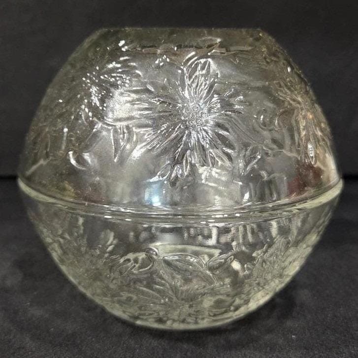 Princess House Fantasia Cereal Bowls, Set of 2, Etched Crystal Poinsettia Design - Thumbnail 10
