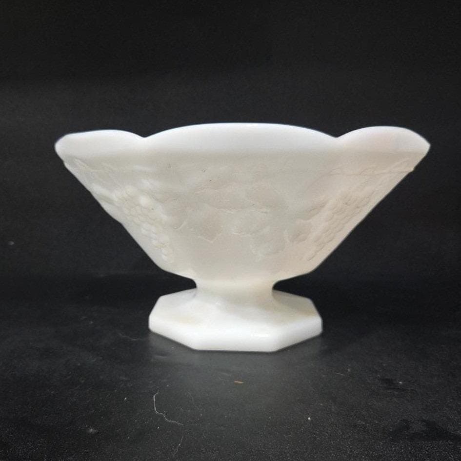 Anchor Hocking White Milk Glass Pedestal Bowl, Harvest Grape Compote, Home Decor - Thumbnail 9