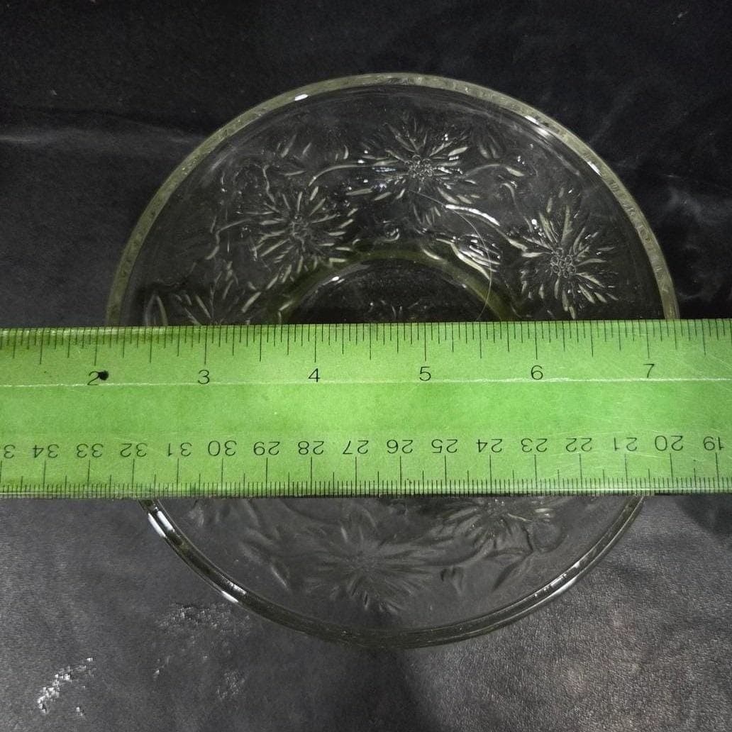 Princess House Fantasia Cereal Bowls, Set of 2, Etched Crystal Poinsettia Design - Thumbnail 2