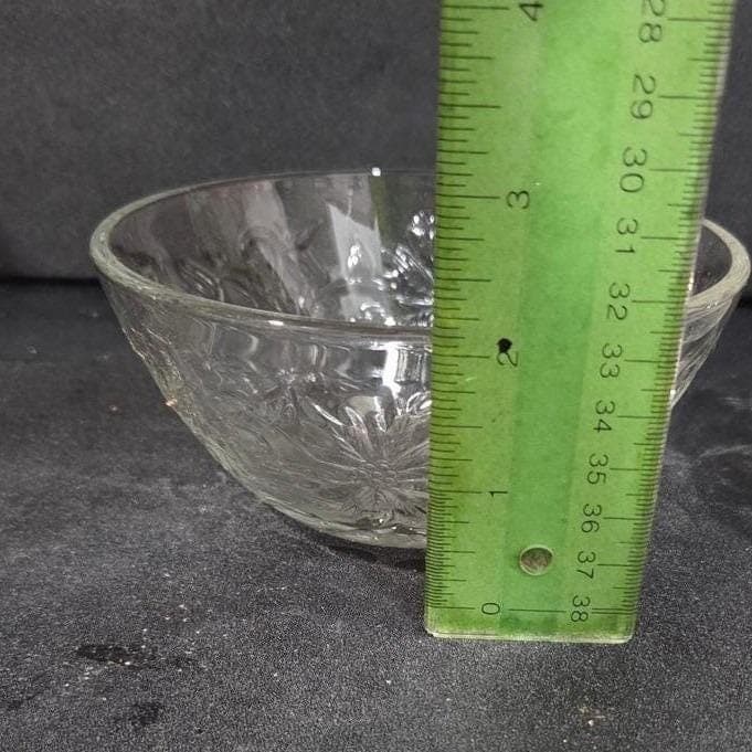 Princess House Fantasia Cereal Bowls, Set of 2, Etched Crystal Poinsettia Design - Thumbnail 3