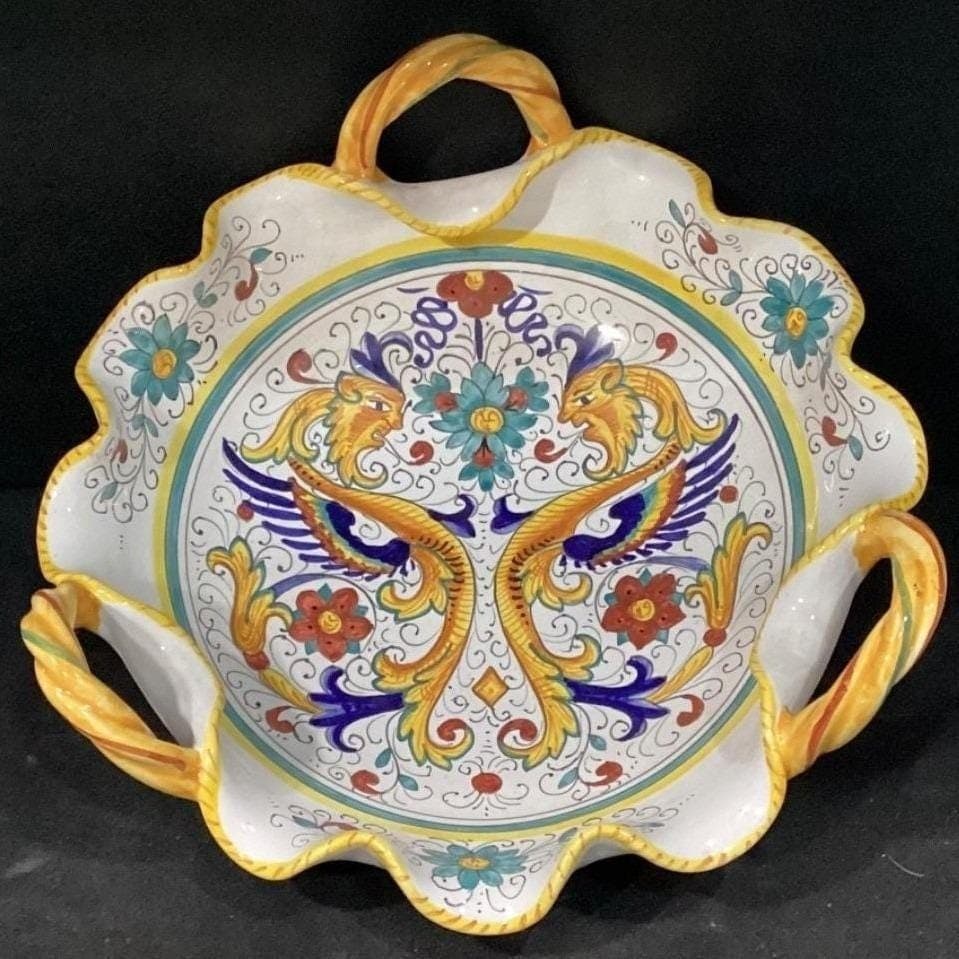 Italian Hand-Painted Maiolica Bowl, Raffaellesco Style, Twisted Handle - Thumbnail 6