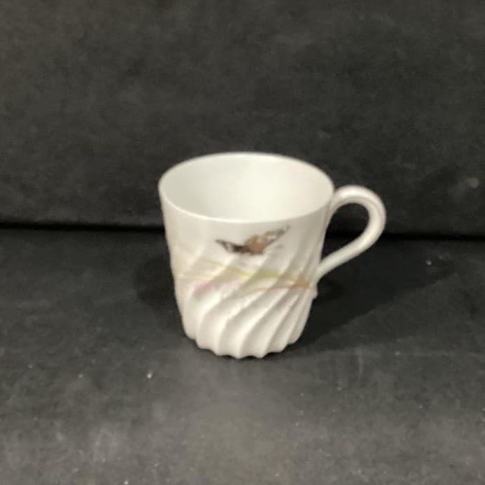 Haviland Limoges Meadow Visitors Demitasse Cup, Vtg Butterflies & Grasses Design - Thumbnail 8