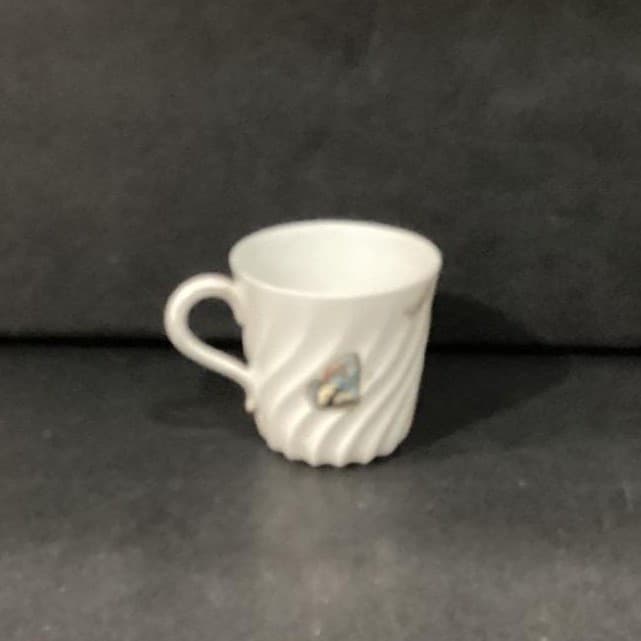 Haviland Limoges Meadow Visitors Demitasse Cup, Vtg Butterflies & Grasses Design - Thumbnail 2