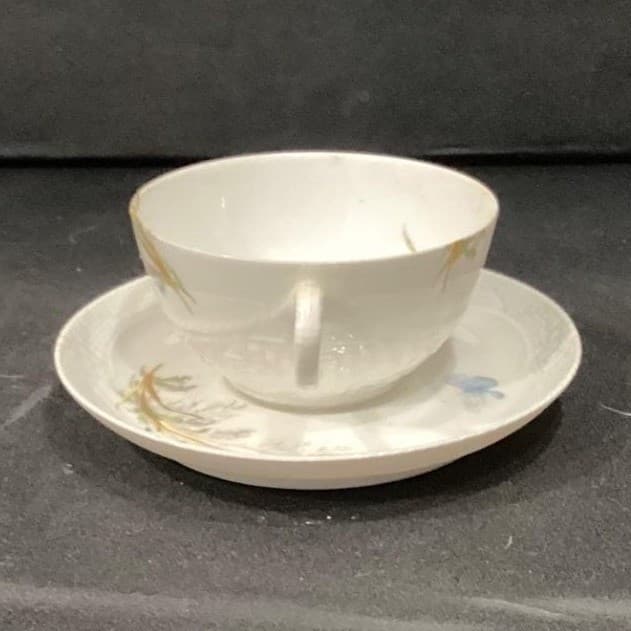Haviland Limoges Meadow Visitors Demitasse Cup and Saucer, Vintage Two Piece Set - Thumbnail 16
