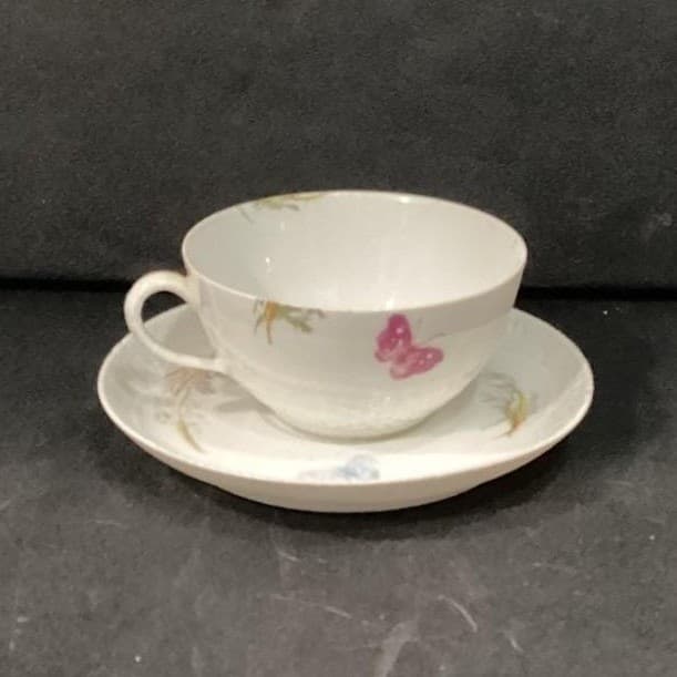 Haviland Limoges Meadow Visitors Demitasse Cup and Saucer, Vintage Two Piece Set - Thumbnail 2