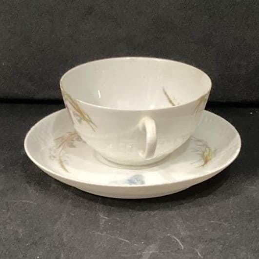 Haviland Limoges Meadow Visitors Demitasse Cup and Saucer, Vintage Two Piece Set - Thumbnail 12