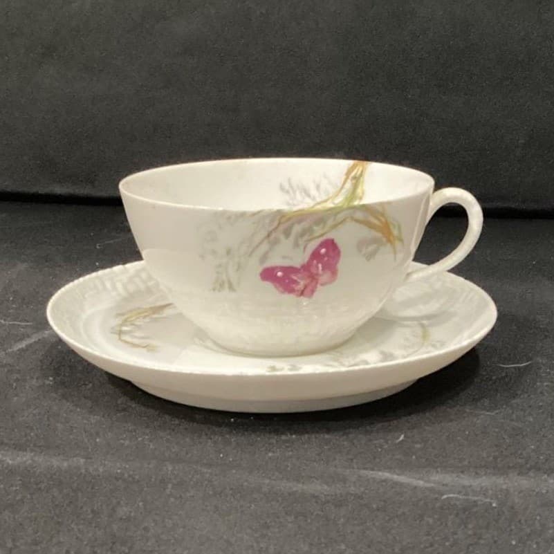 Haviland Limoges Meadow Visitors Demitasse Cup and Saucer, Vintage Two Piece Set - Thumbnail 13