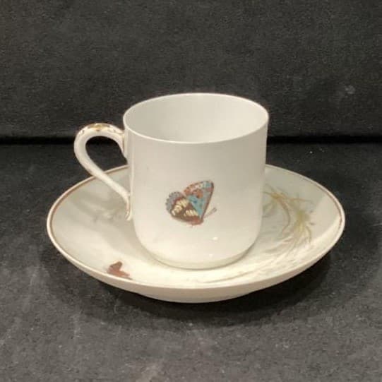 Haviland Limoges Meadow Visitors Teacup & Saucer, Two Piece Set Butterfly Design - Thumbnail 5