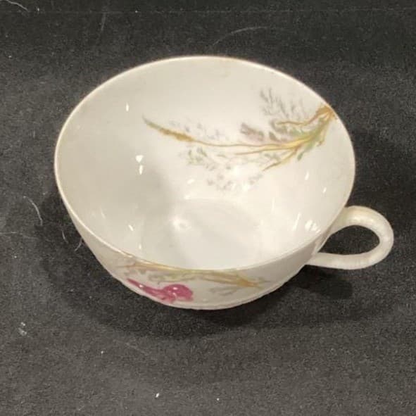 Haviland Limoges Meadow Visitors Demitasse Cup and Saucer, Vintage Two Piece Set - Thumbnail 3