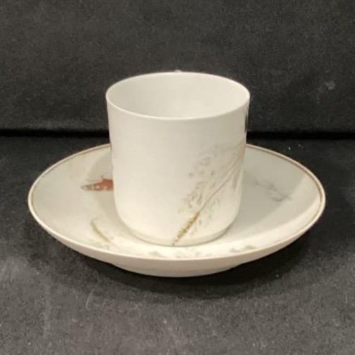 Haviland Limoges Meadow Visitors Teacup & Saucer, Two Piece Set Butterfly Design - Thumbnail 4