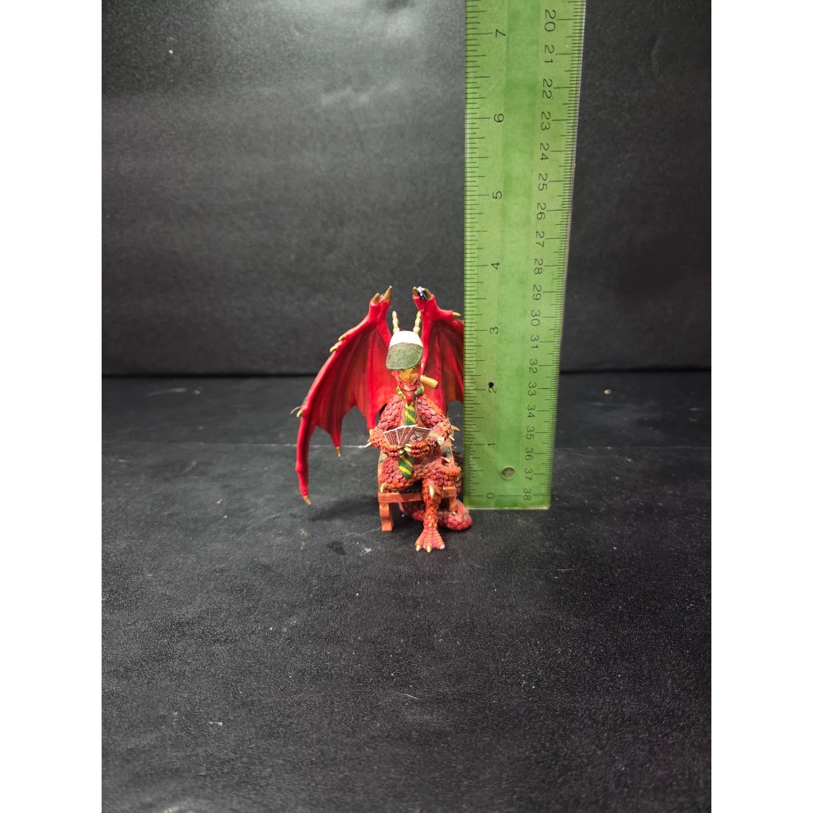 Hamilton Collection Holdin' Harry Dragon Figurine, Hold 'Em Or Fold 'Em, Flaw - Thumbnail 9