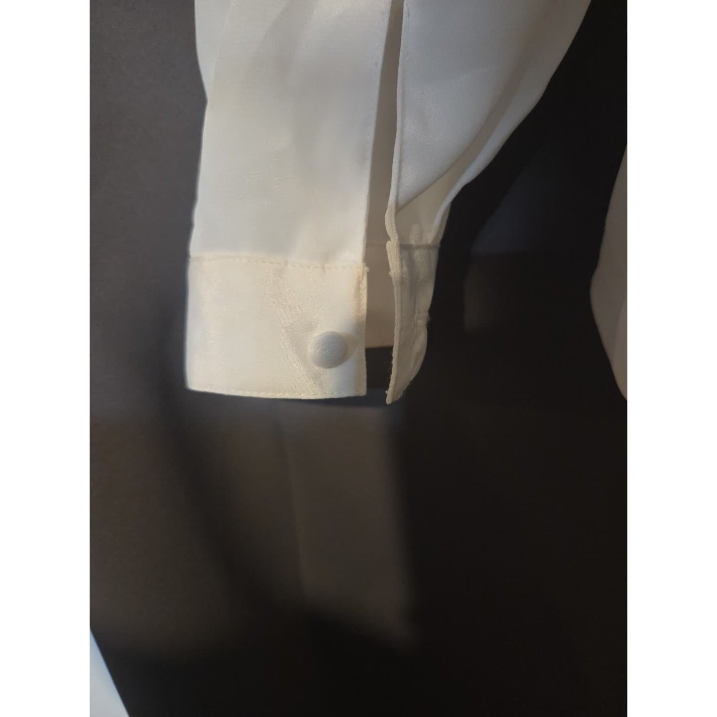 Anne Carson White Embroidered Cutout Scalloped Button Down Blouse, Women's PS - Thumbnail 7