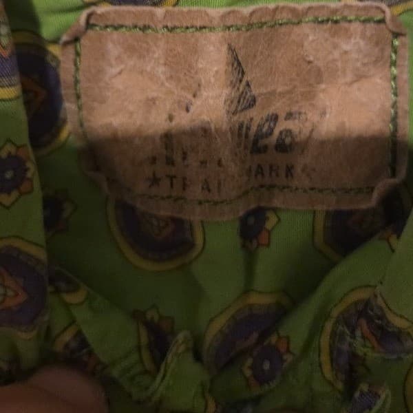 Lizwear Petite Green Medallion Print Button Down, Woman's Small Shirt, Boho Top - Thumbnail 5