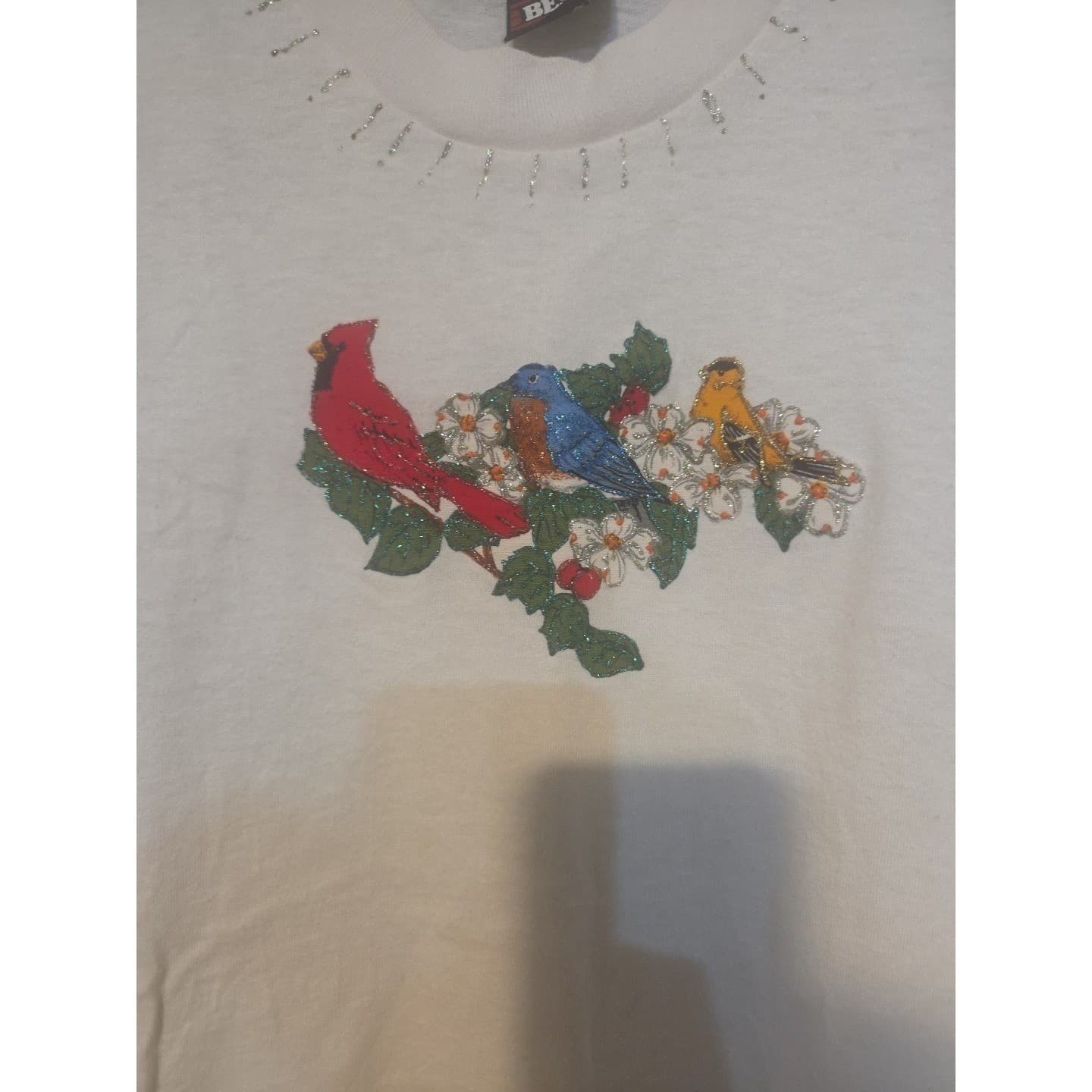 Fruit of the Loom Best Bird Graphic T-Shirt White Glitter Cardinal, Vintage Med - Thumbnail 7