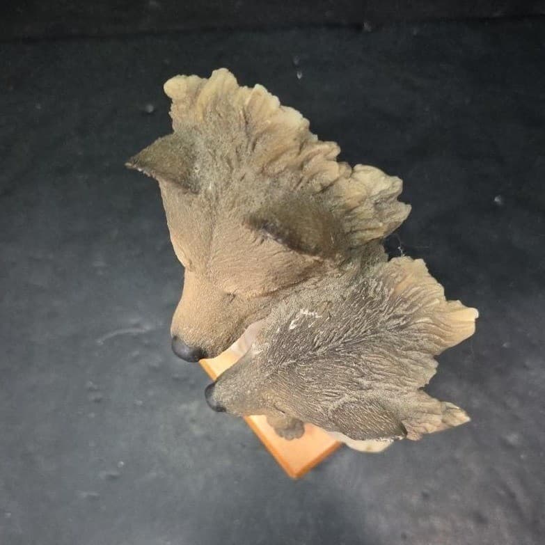 Mill Creek Studios Two Wolf Sculpture, Face To Face by Randall Reading Figurine - Thumbnail 8