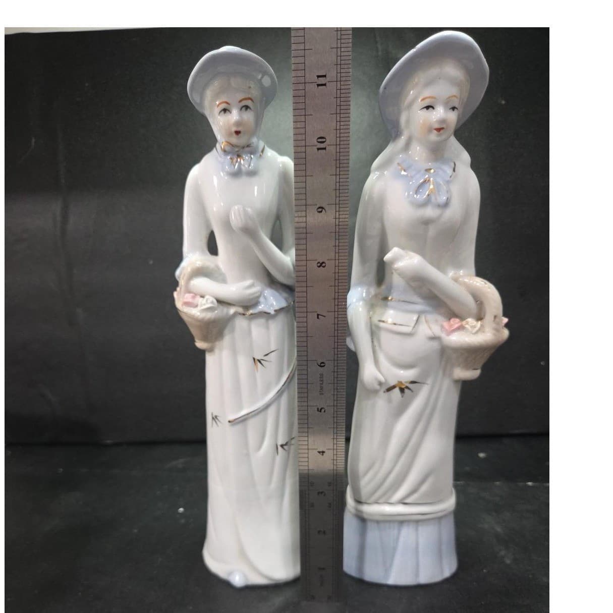 Porcelain Lady with Basket Figurines, Set of 2, Vintage Statues, Mantel Decor - Thumbnail 10