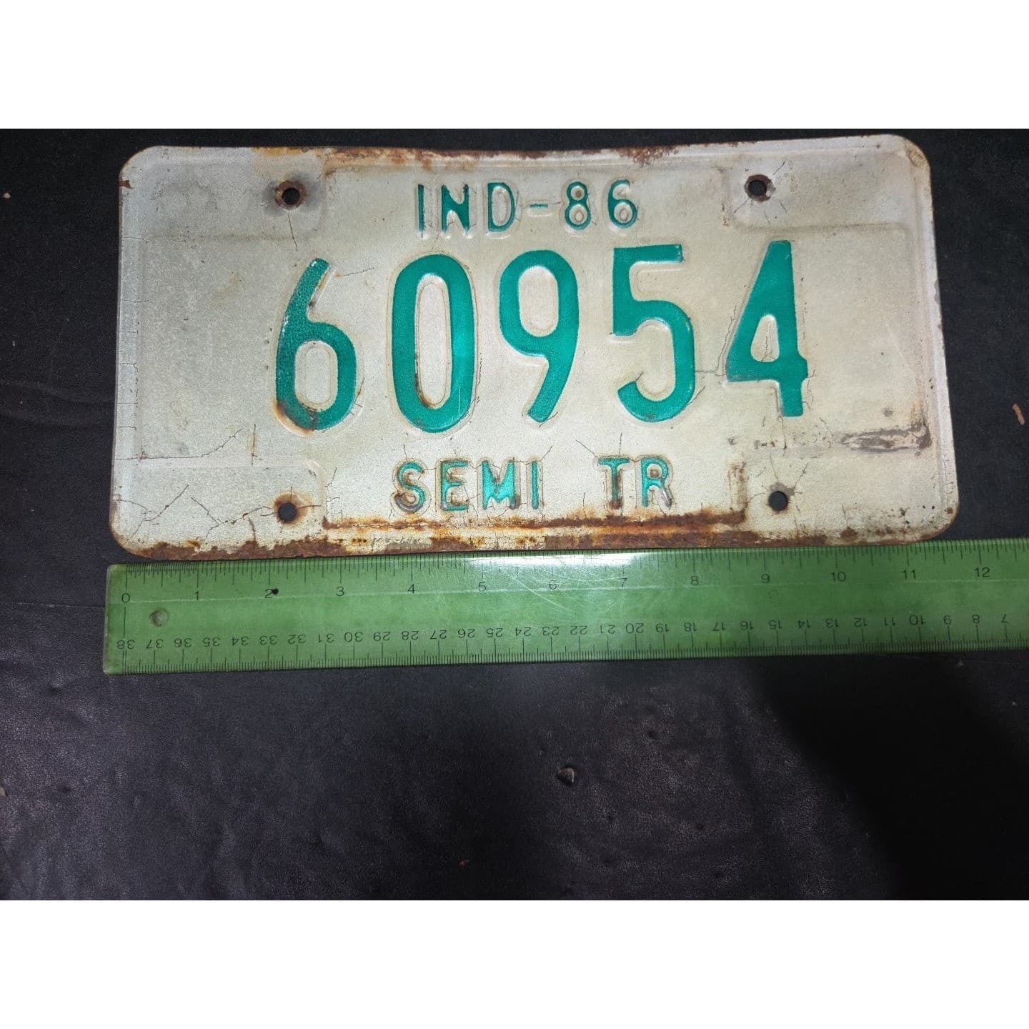 Indiana Semi Trailer License Plate 60954, Vintage Green White IND-86 - Thumbnail 4