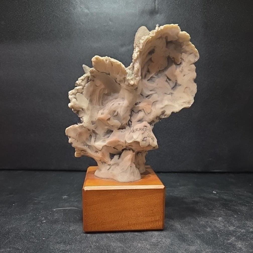 Mill Creek Studios Two Wolf Sculpture, Face To Face by Randall Reading Figurine - Thumbnail 6