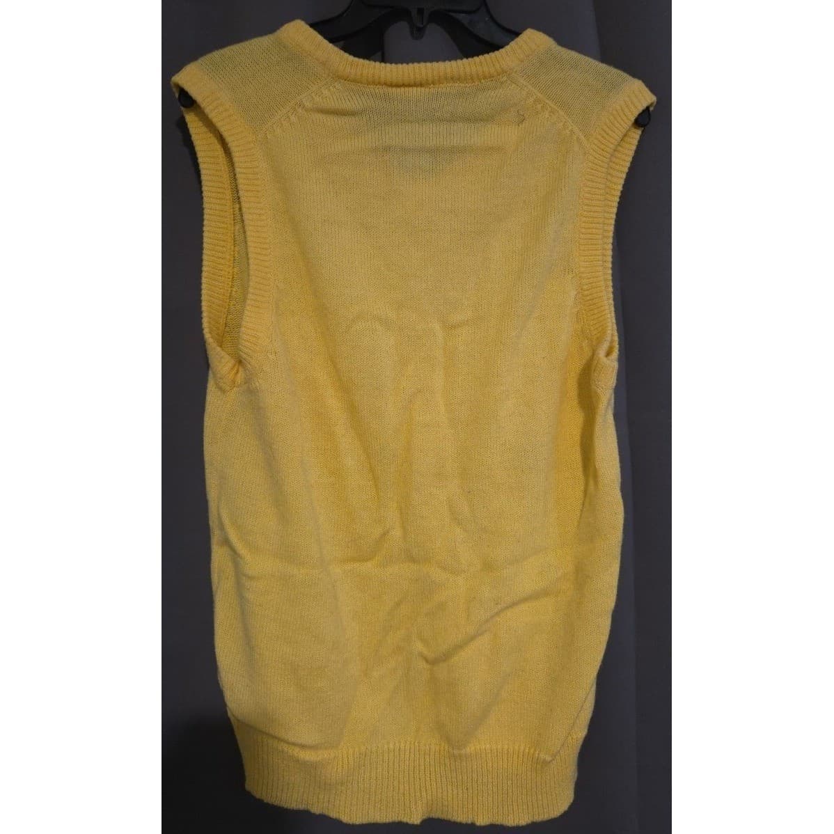 Montgomery Ward Yellow V-Neck Sweater Vest, Woman's XL, Vtg 100% Virgin Acrylic - Thumbnail 4