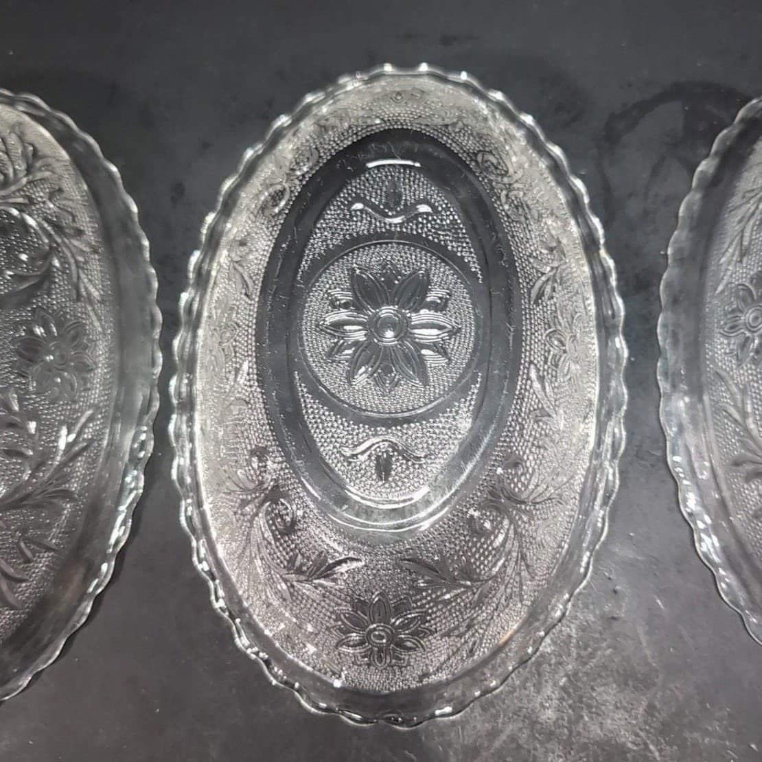 Anchor Hocking Clear Sandwich Pattern Oval Bowls, Set of 3, Vintage Replacements - Thumbnail 4