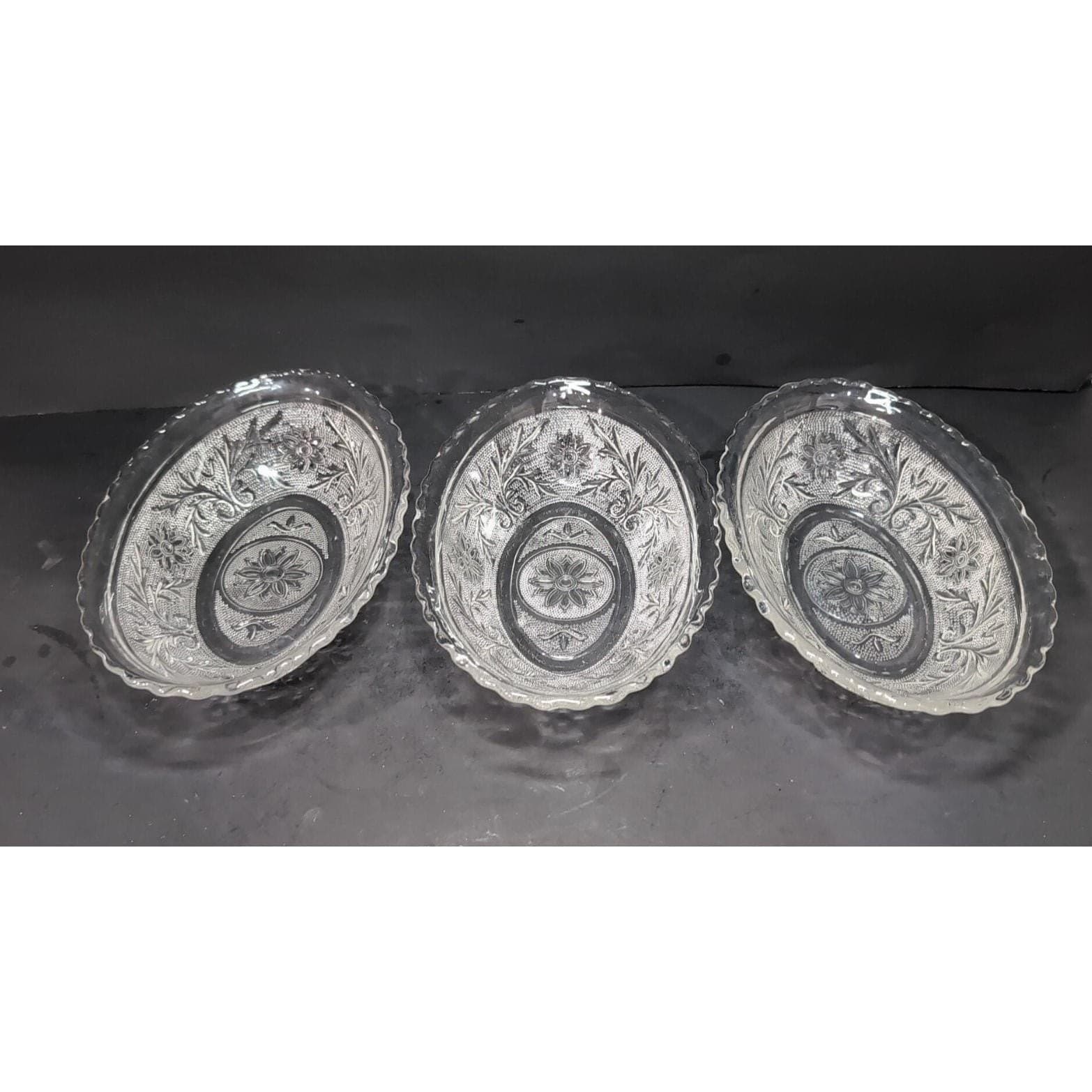 Anchor Hocking Clear Sandwich Pattern Oval Bowls, Set of 3, Vintage Replacements - Thumbnail 2