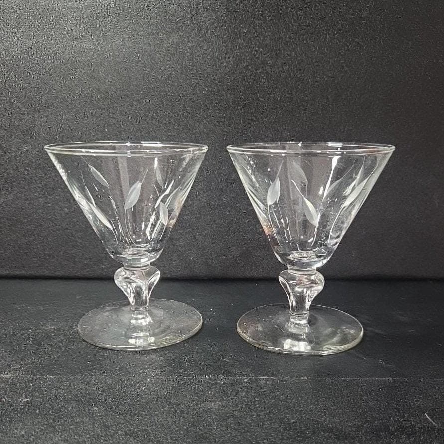 Libbey Simplicity Etched Liquor Glasses, Set of 2, Cocktail Drinkware, Barware - Thumbnail 4