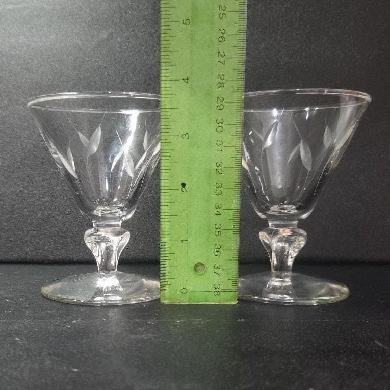 Libbey Simplicity Etched Liquor Glasses, Set of 2, Cocktail Drinkware, Barware - Thumbnail 2