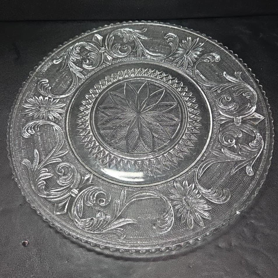 Westmoreland Princess Feather Platter, Vintage Sandwich Plate/Charger, Tableware - Thumbnail 2