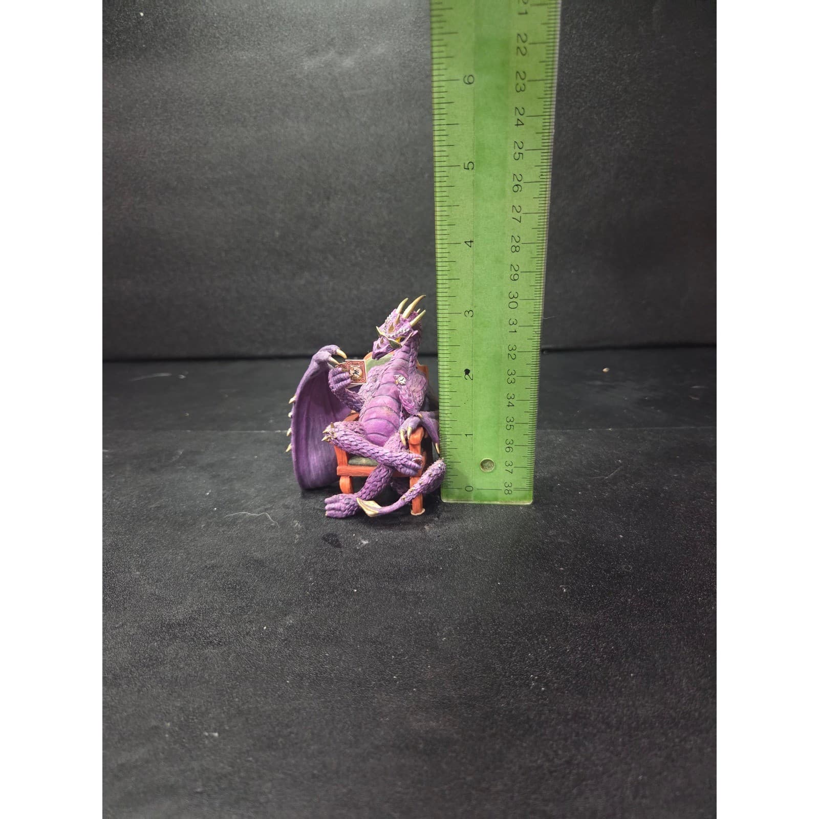 Hamilton Collection Poker Face Ace Dragon Figurine, Hold 'Em Or Fold 'Em Design - Thumbnail 8
