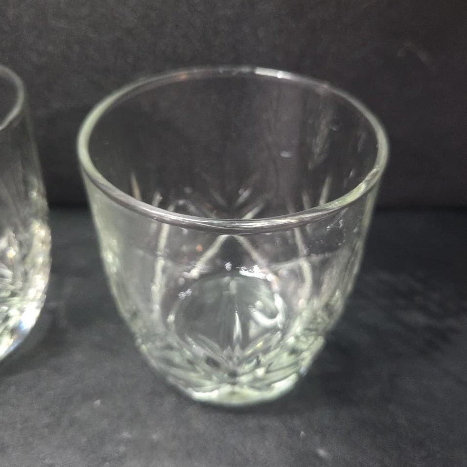 Anchor Hocking Fleur Whsikey Glasses, Set of 2, Clear Fan Design Flat Tumblers - Thumbnail 5