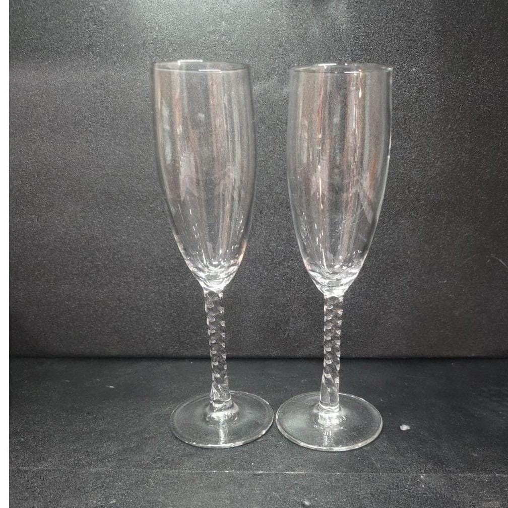 Circleware Silver Swirl Champagne Flutes, Set of 2, Vintage Clear Stemware - Thumbnail 7