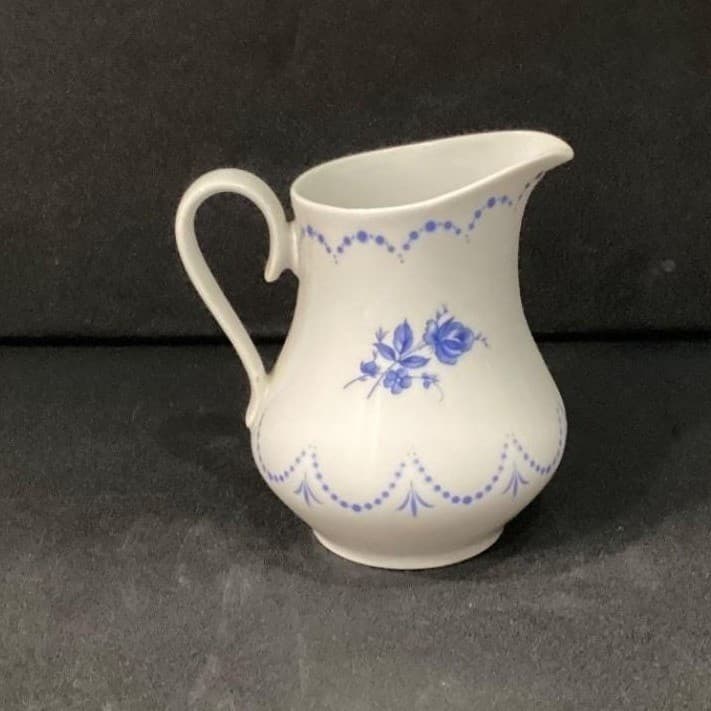 Alboth & Kaiser Alba-Kunst Bavaria Demitasse Creamer Vintage Blue Floral Pitcher - Thumbnail 2