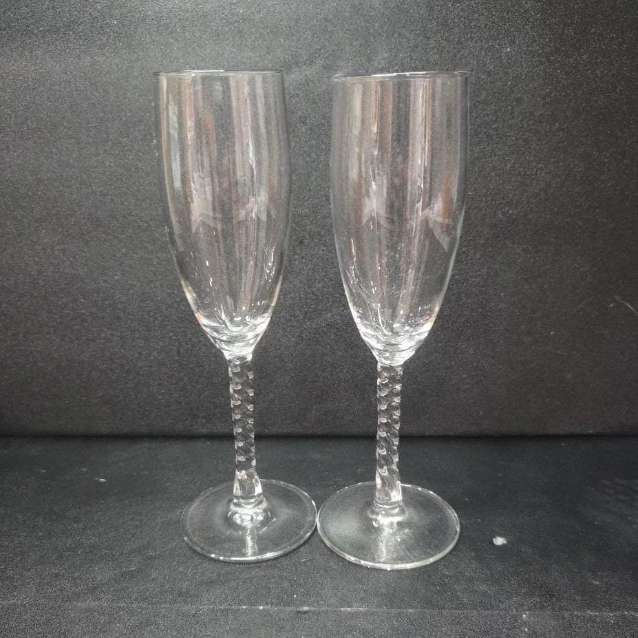 Circleware Silver Swirl Champagne Flutes, Set of 2, Vintage Clear Stemware - Thumbnail 9