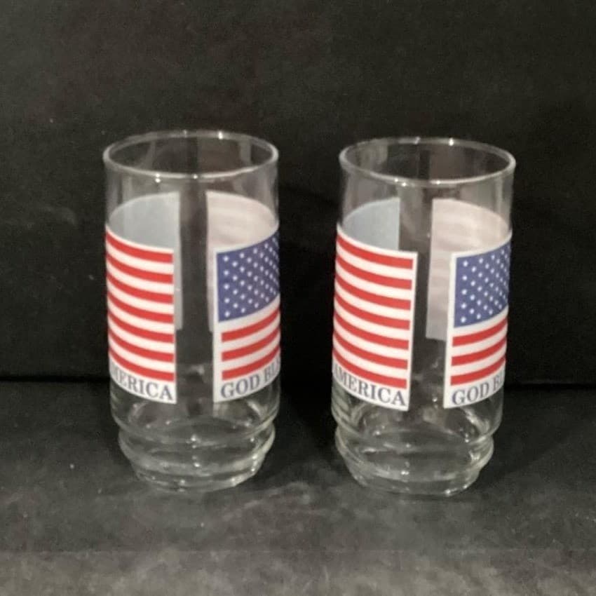 American Flag "God Bless America" Tumblers, Set of 2, Vintage Patriotic Glasses - Thumbnail 9