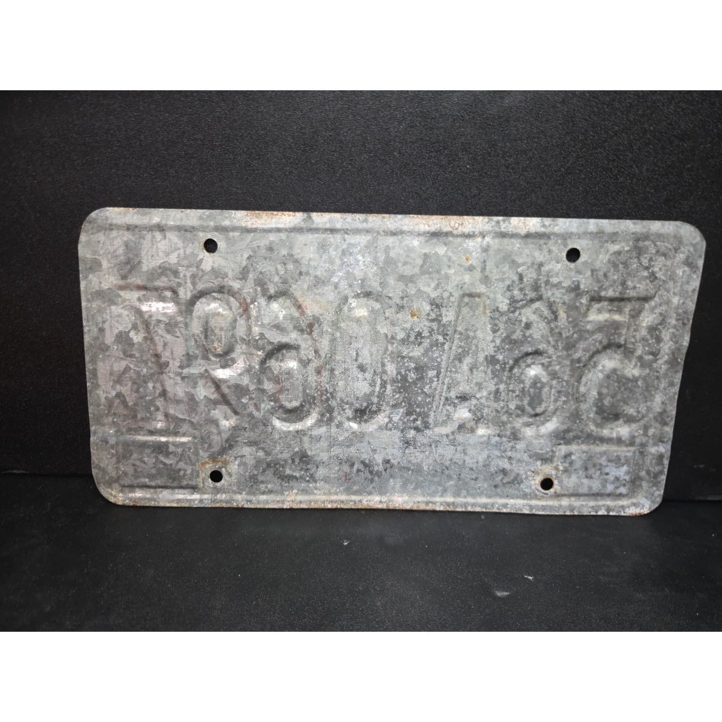 Alabama License Plate 56A 0697, Heart of Dixie, Embossed Metal Tag, Vintage 1987 - Thumbnail 2